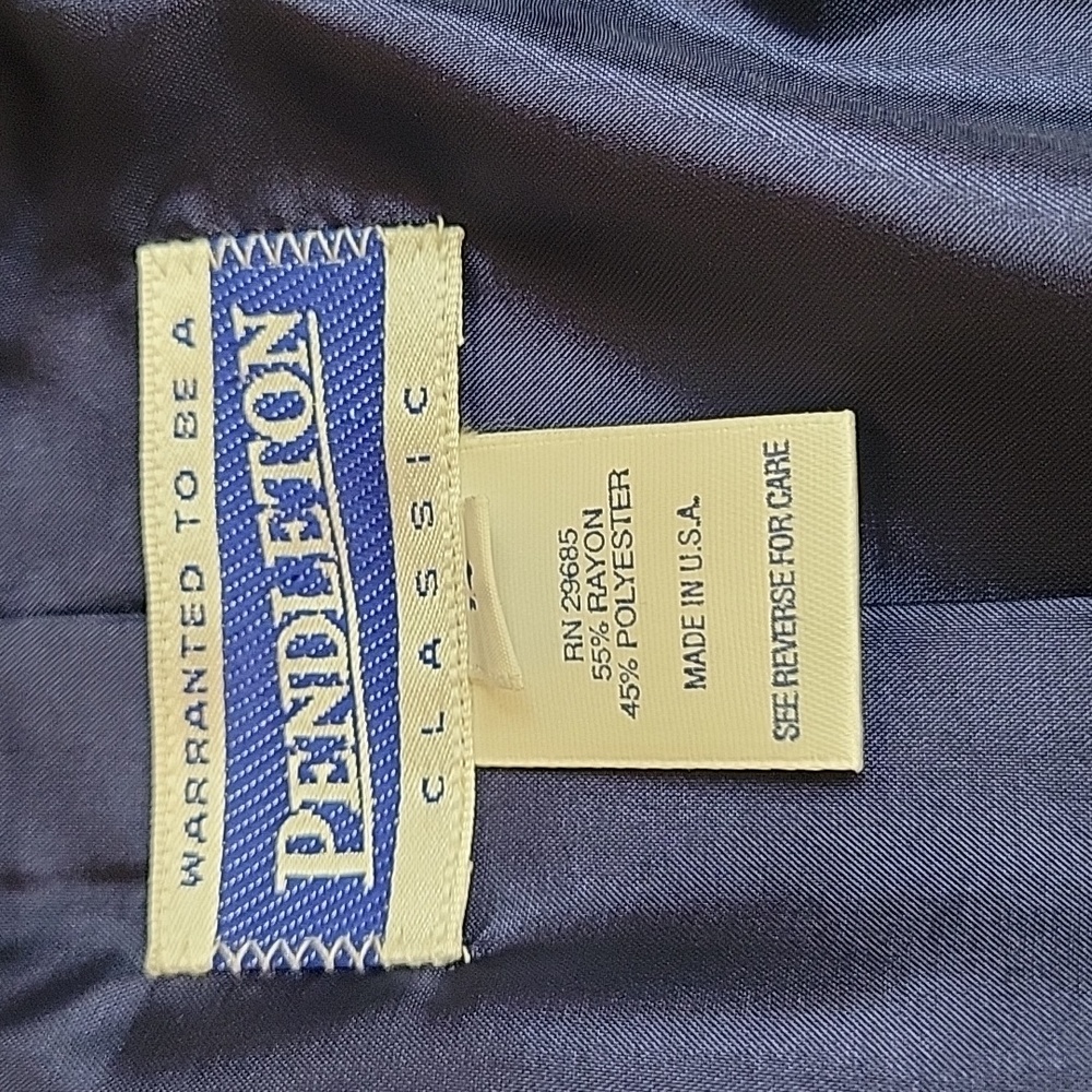 Pendleton Navy Blazer - image 5